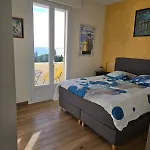 Le Chateau - Parc Santa Lucia 公寓