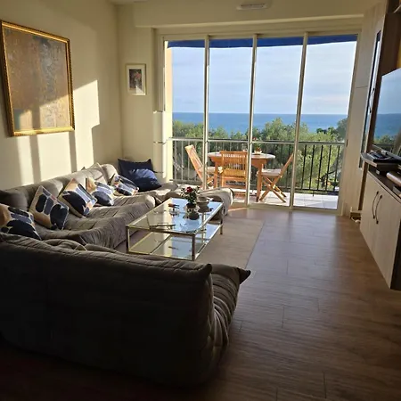 Le Chateau - Parc Santa Lucia Saint-Raphael (Var)