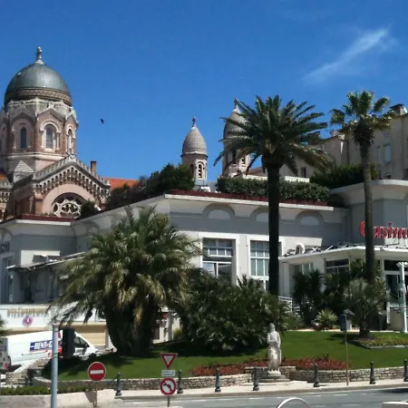 Le Chateau - Parc Santa Lucia Apartment