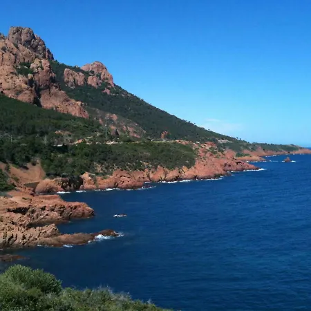 Le Chateau - Parc Santa Lucia Saint-Raphael (Var)